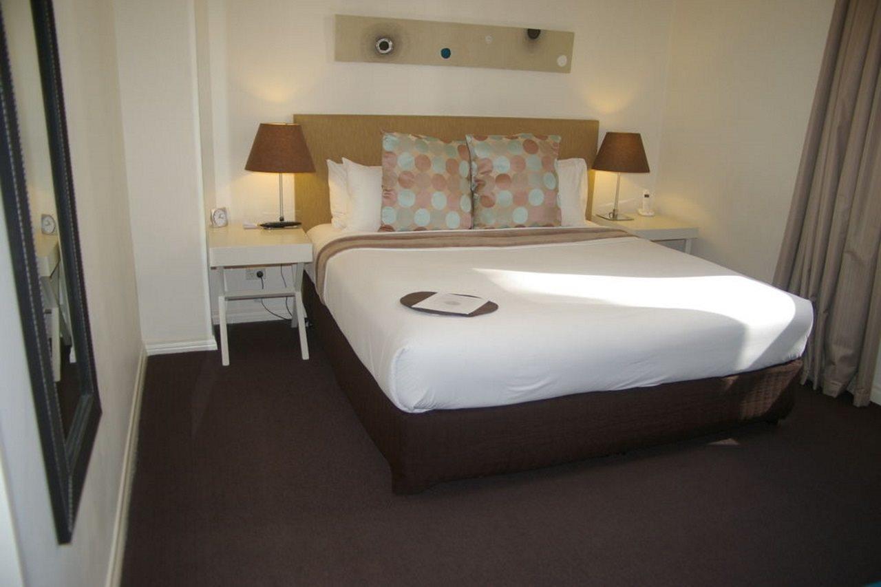 The Richmond - Adelaide