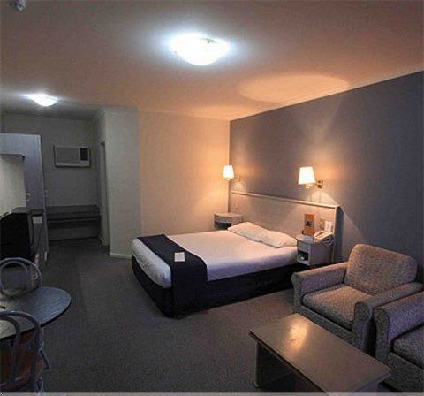 Ibis Styles Manor Motel