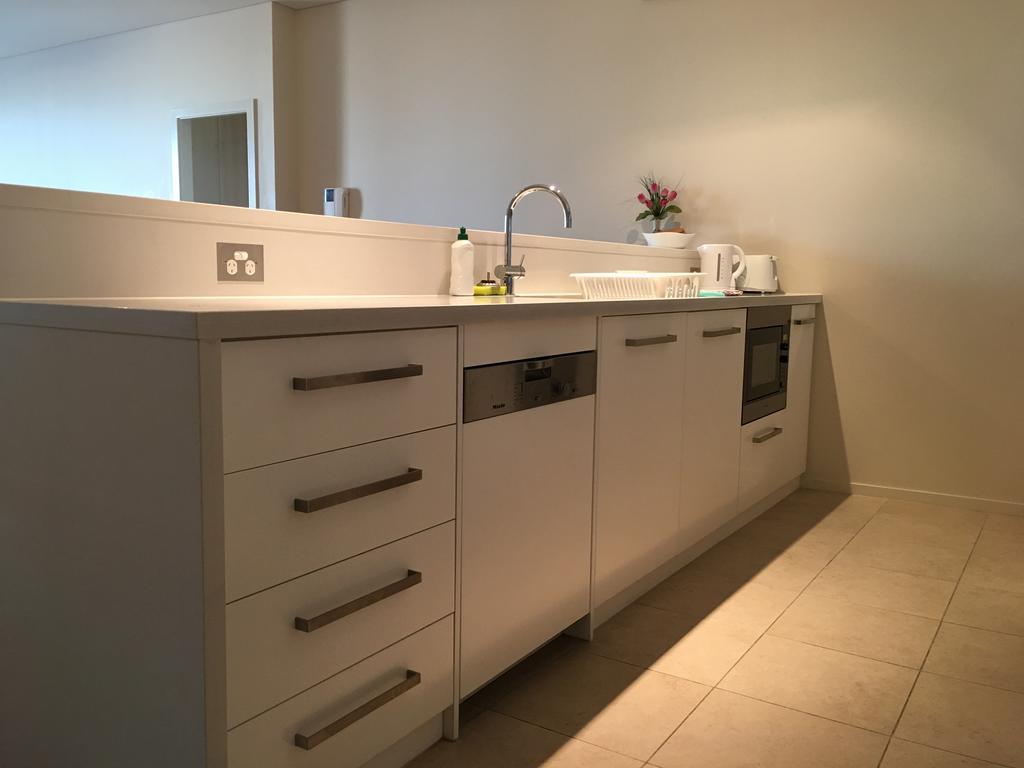 West Lakes Apartment Adelaide