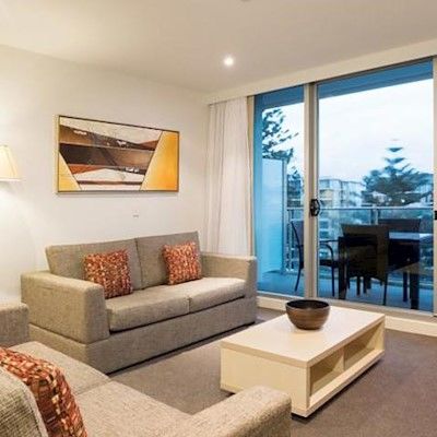 Oaks Glenelg Liberty Adelaide