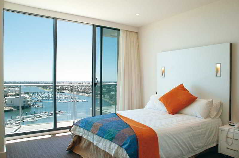 Oaks Glenelg Liberty Adelaide