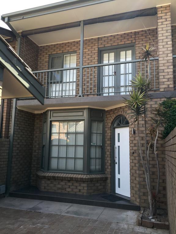 Chic Townhouse In North Holiday home *