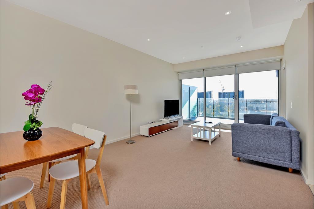 Aparthotel Vision On Morphett Central Adelaide