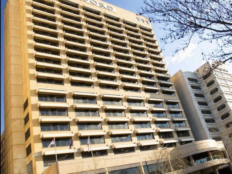 Hotel Stamford Plaza 5*
