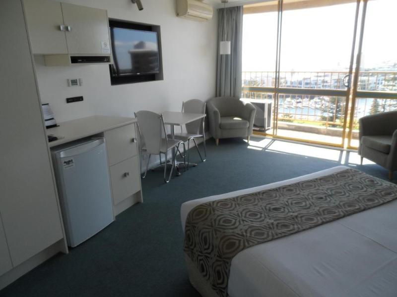 Atlantic Tower Motor Motel 3*