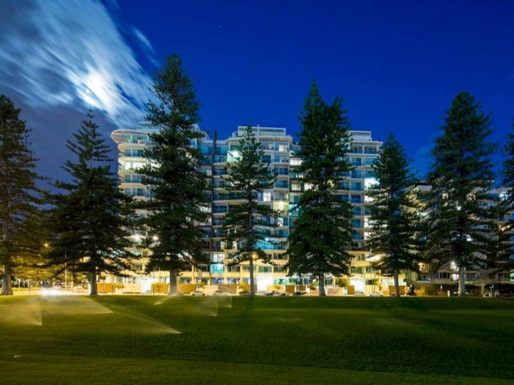 Glenelg Skyline Penthouse - Wifi *