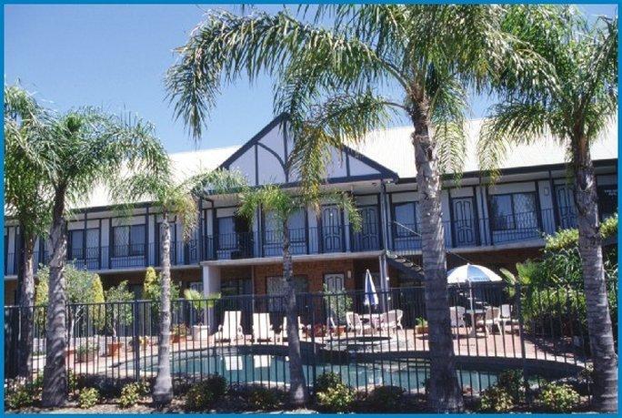 Ibis Styles Manor