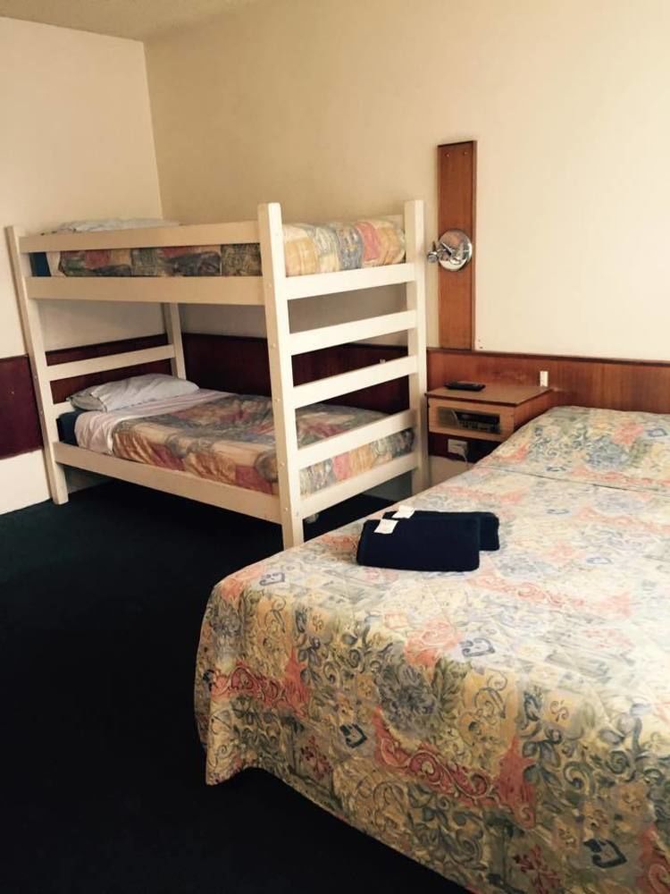 The Sands Motel 2*