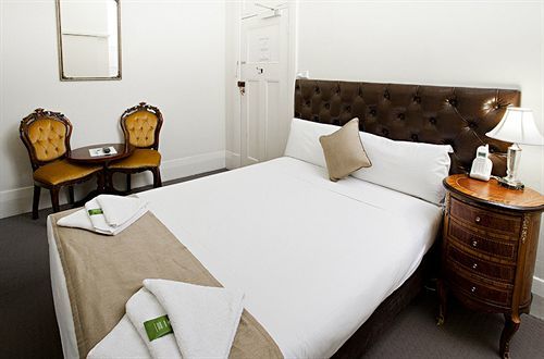 Ambassadors Inn Adelaide