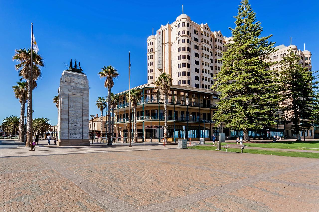 Heart Of Glenelg Apartment