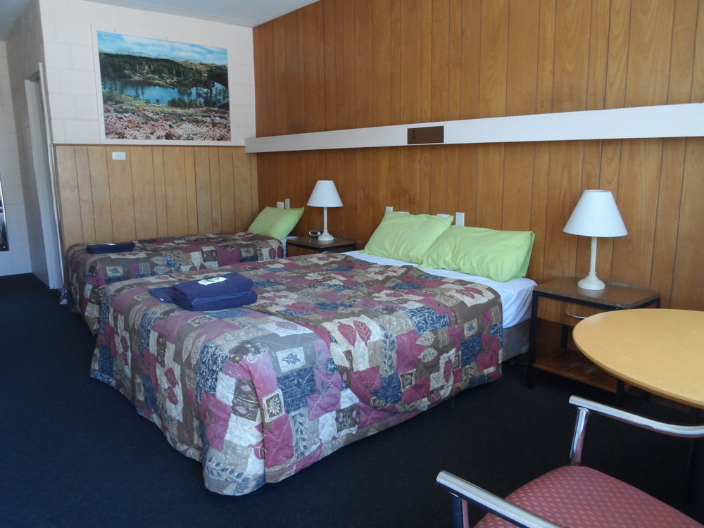 Jasper Motor Motel 3*