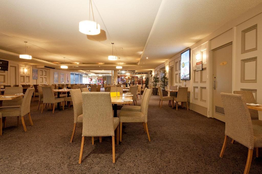 Enfield Hotel 3*