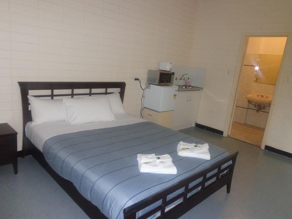 Backpackers And Travellers Hostel Adelaide
