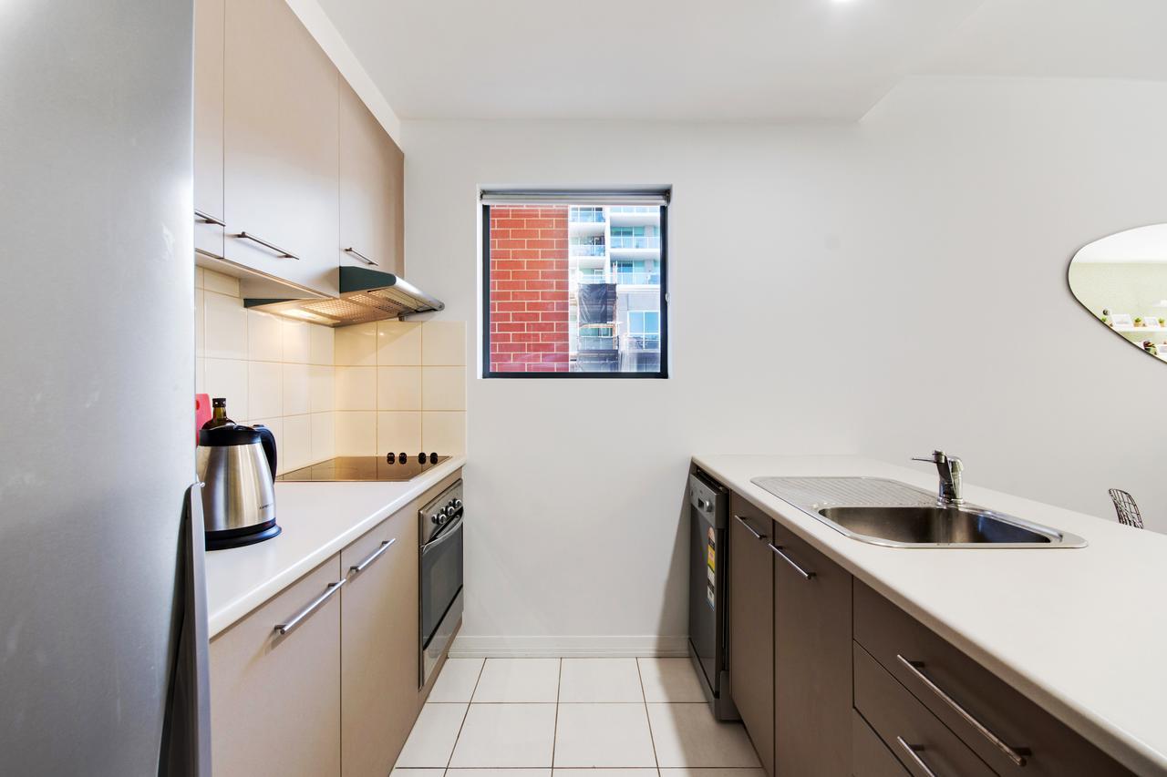 Swainson On Union Apartment *