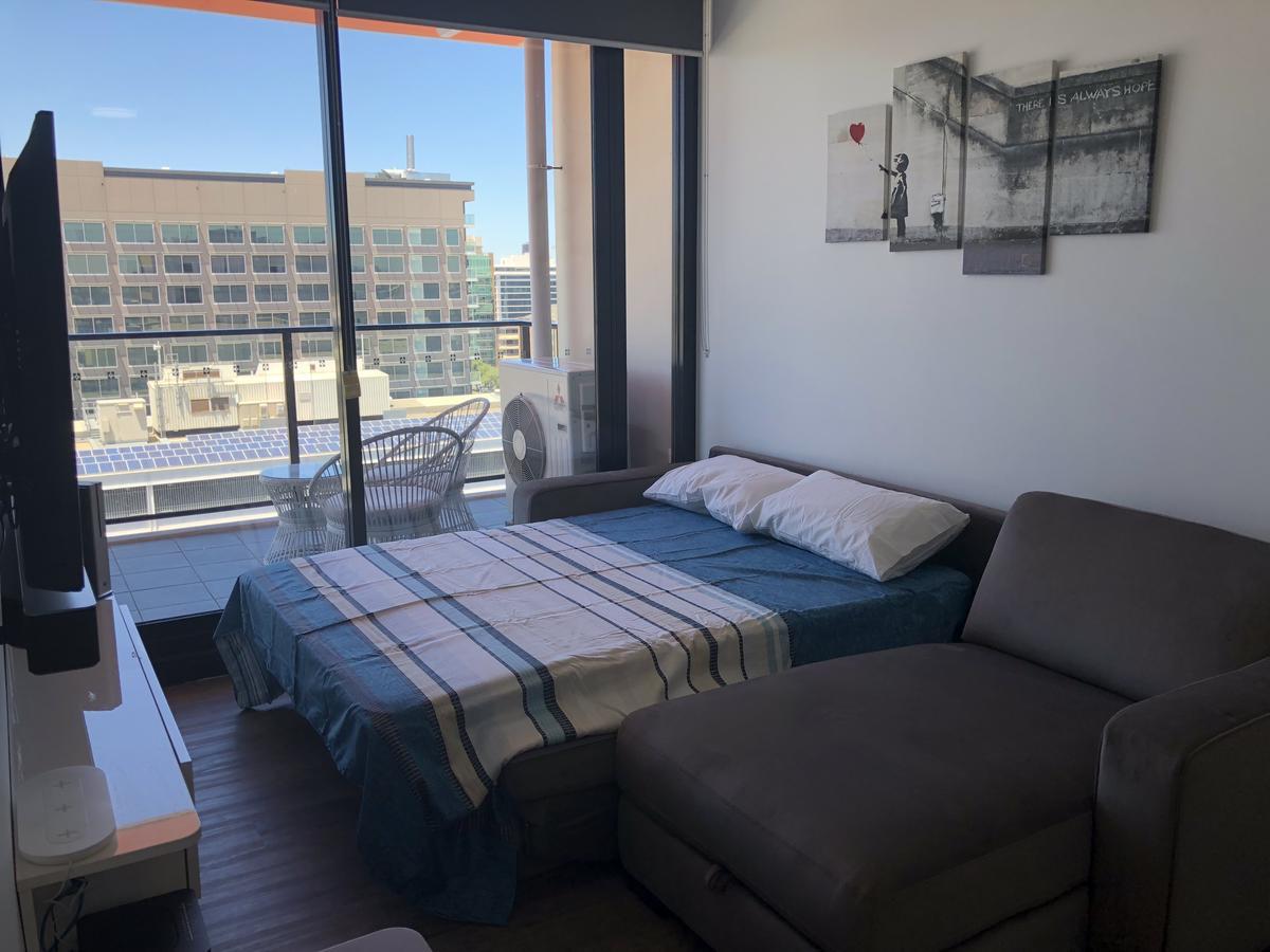 Tindy's City Pad Apartment