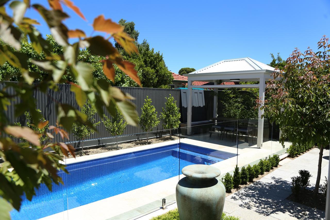 Hollidge House 5 Star Luxury Apartment *