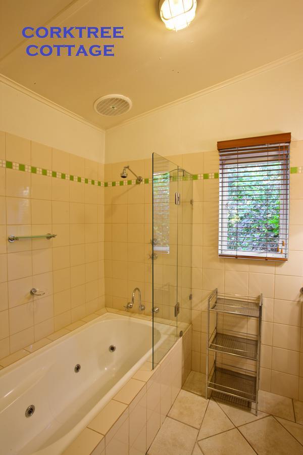 Crafers Cottages Adelaide