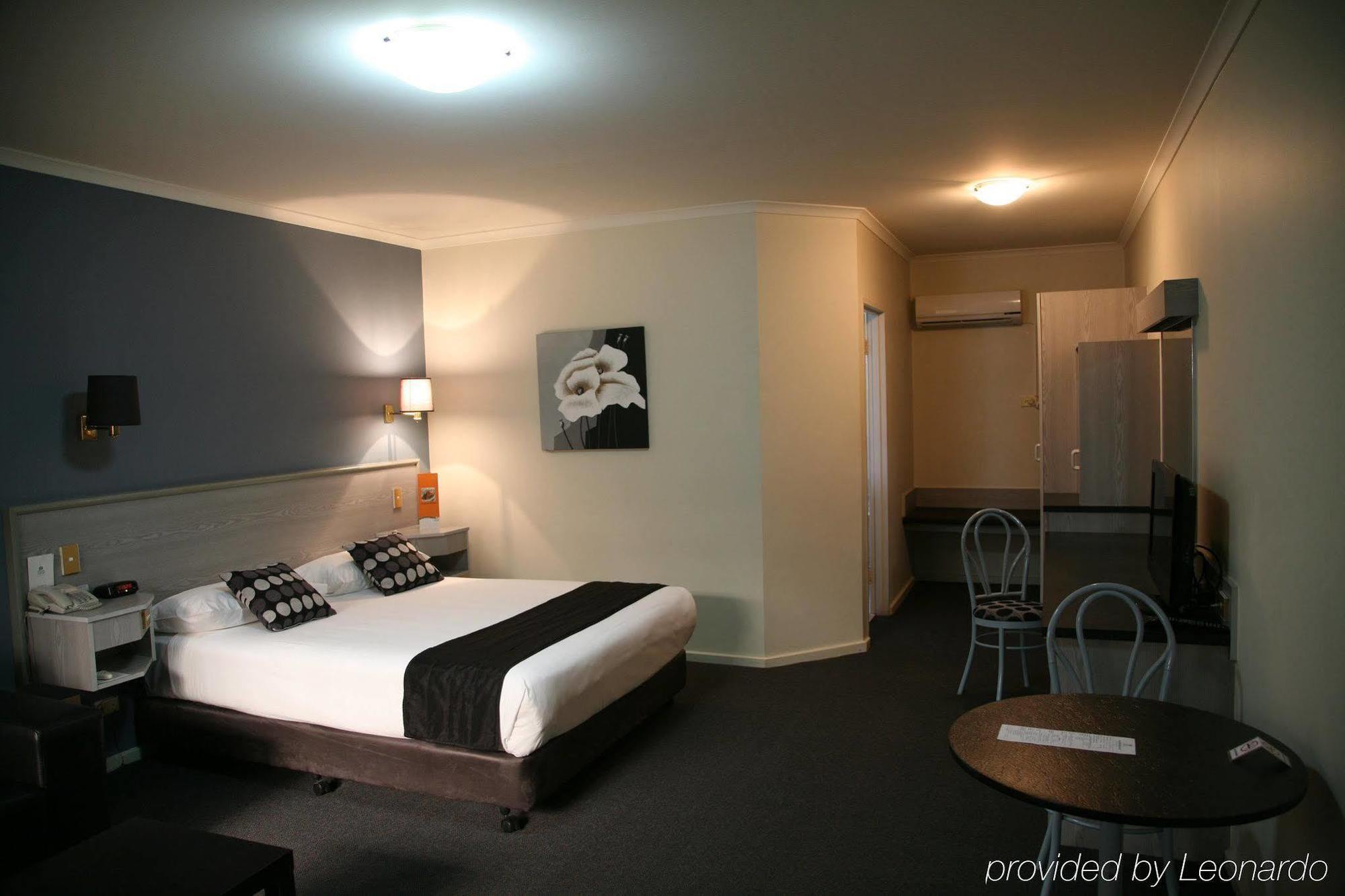 Ibis Styles Manor 4* Adelaide