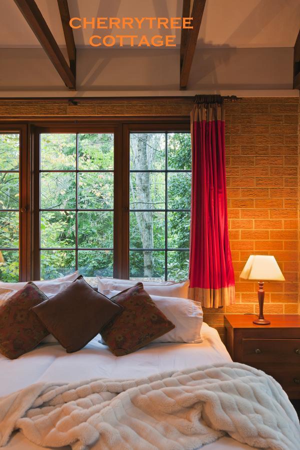 Bed & Breakfast Crafers Cottages