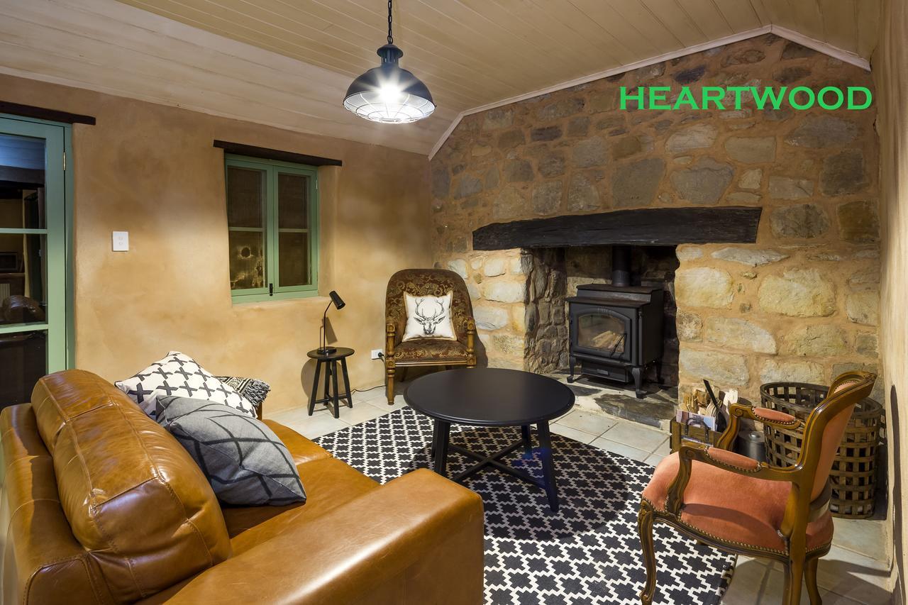 Crafers Cottages 4*