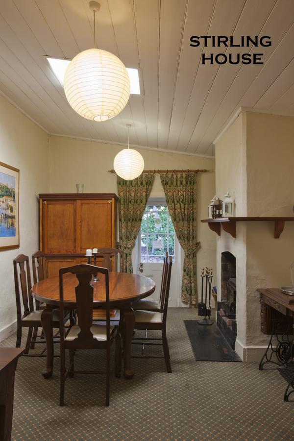 Crafers Cottages 4*
