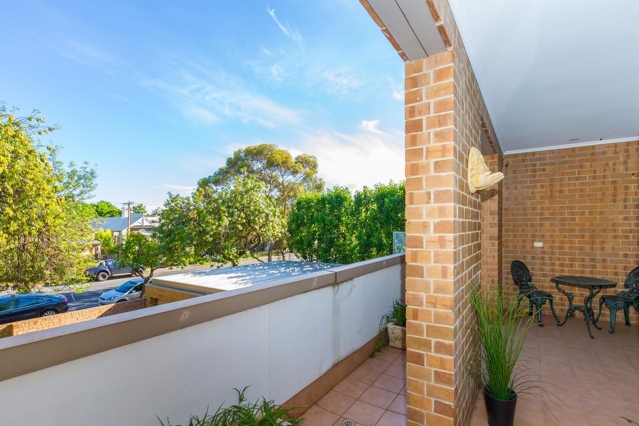 Style Accommodation-close To City-north Adelaide-3 Bdrm- Free Parking * Adelaide