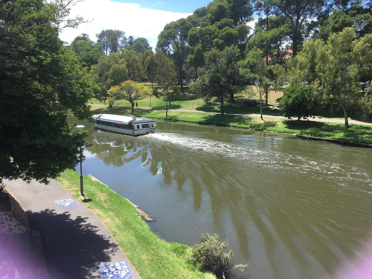 Apartment Style Accommodation-close To City-north Adelaide-3 Bdrm- Free Parking