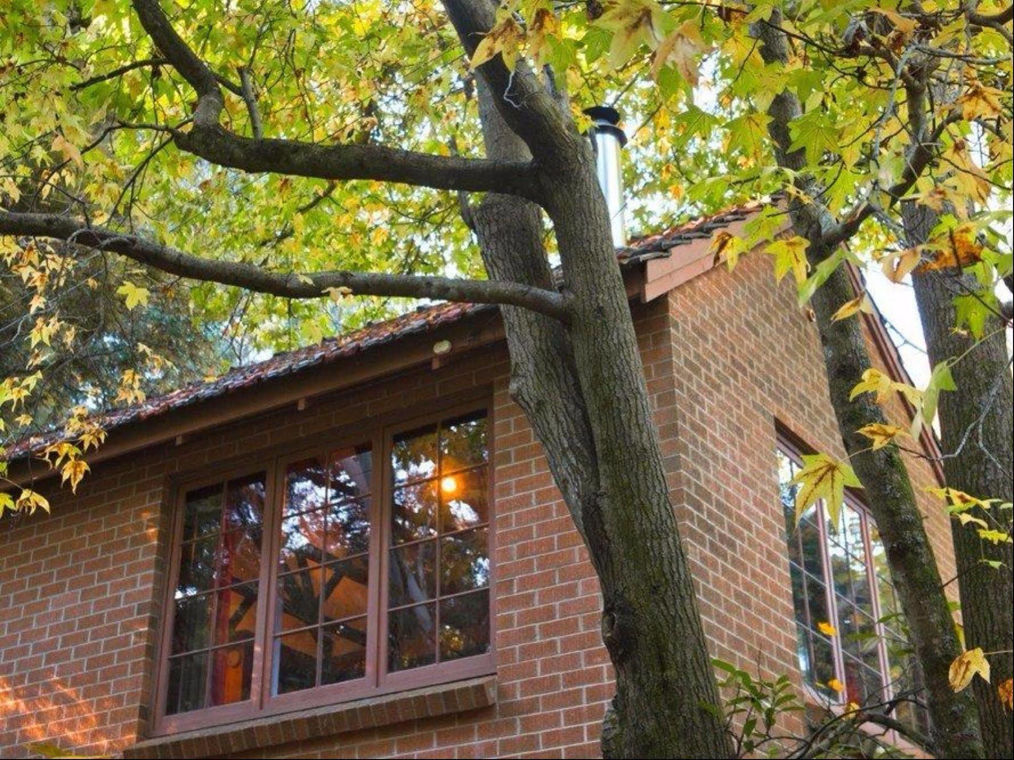 Crafers Cottages Bed & Breakfast 4*