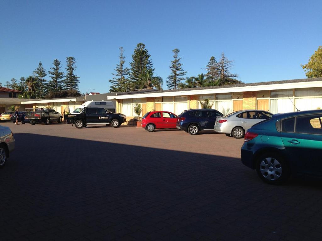 Motel Glenelg 3*