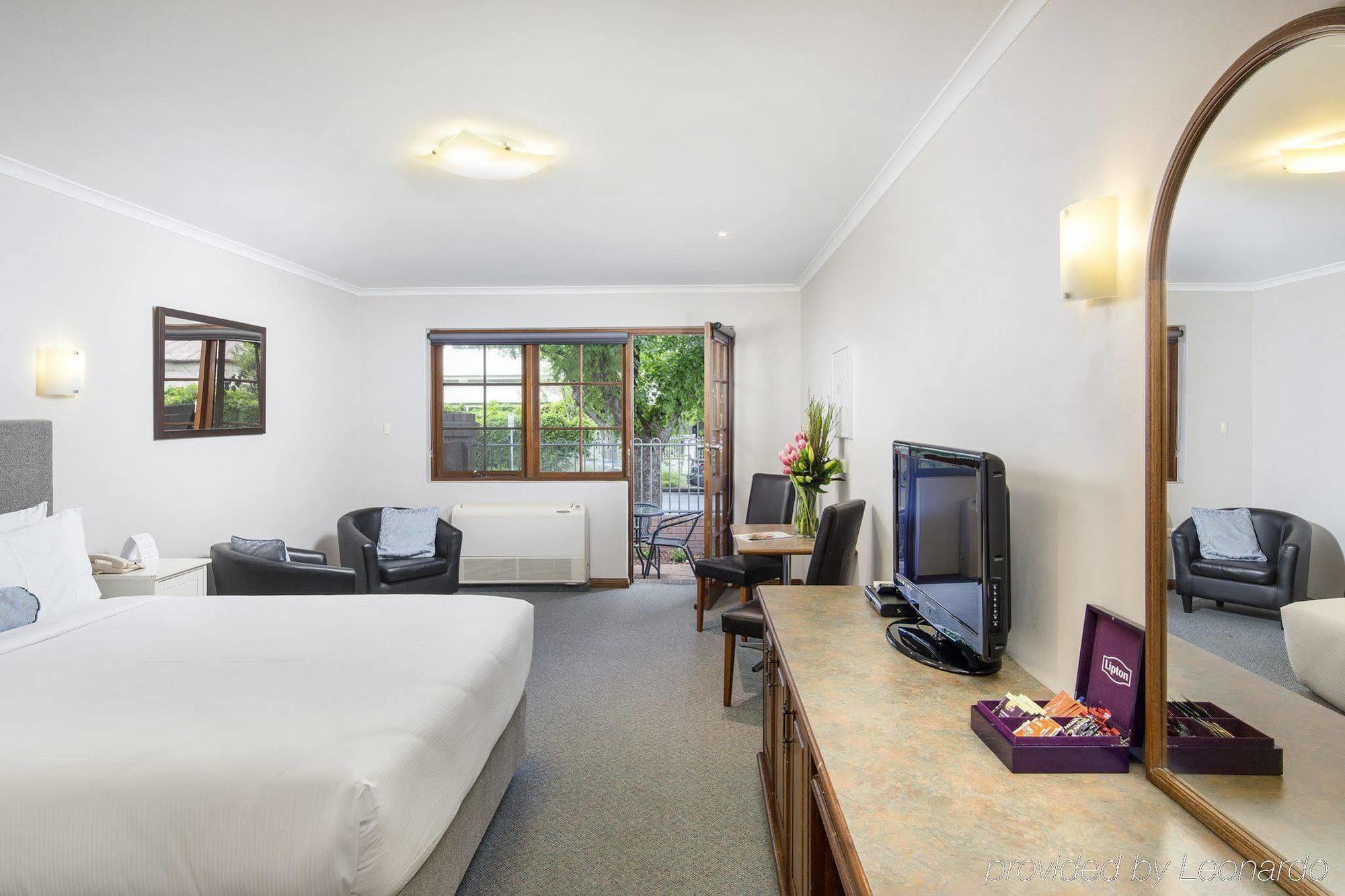 Adelaide Inn Hotel Adelaide