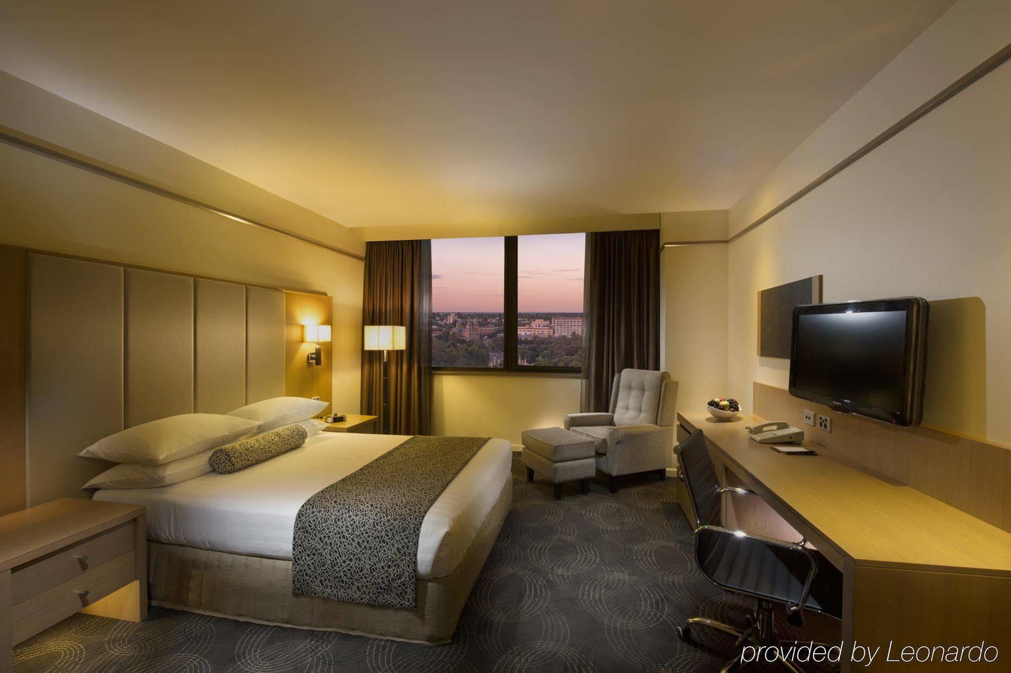 Stamford Plaza 5* Adelaide