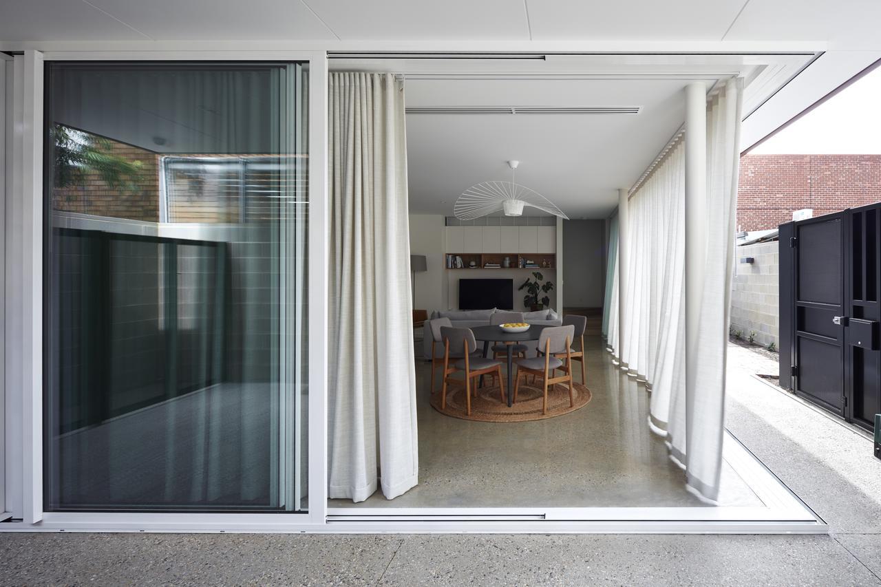 Swainson On Castle Apartment Adelaide