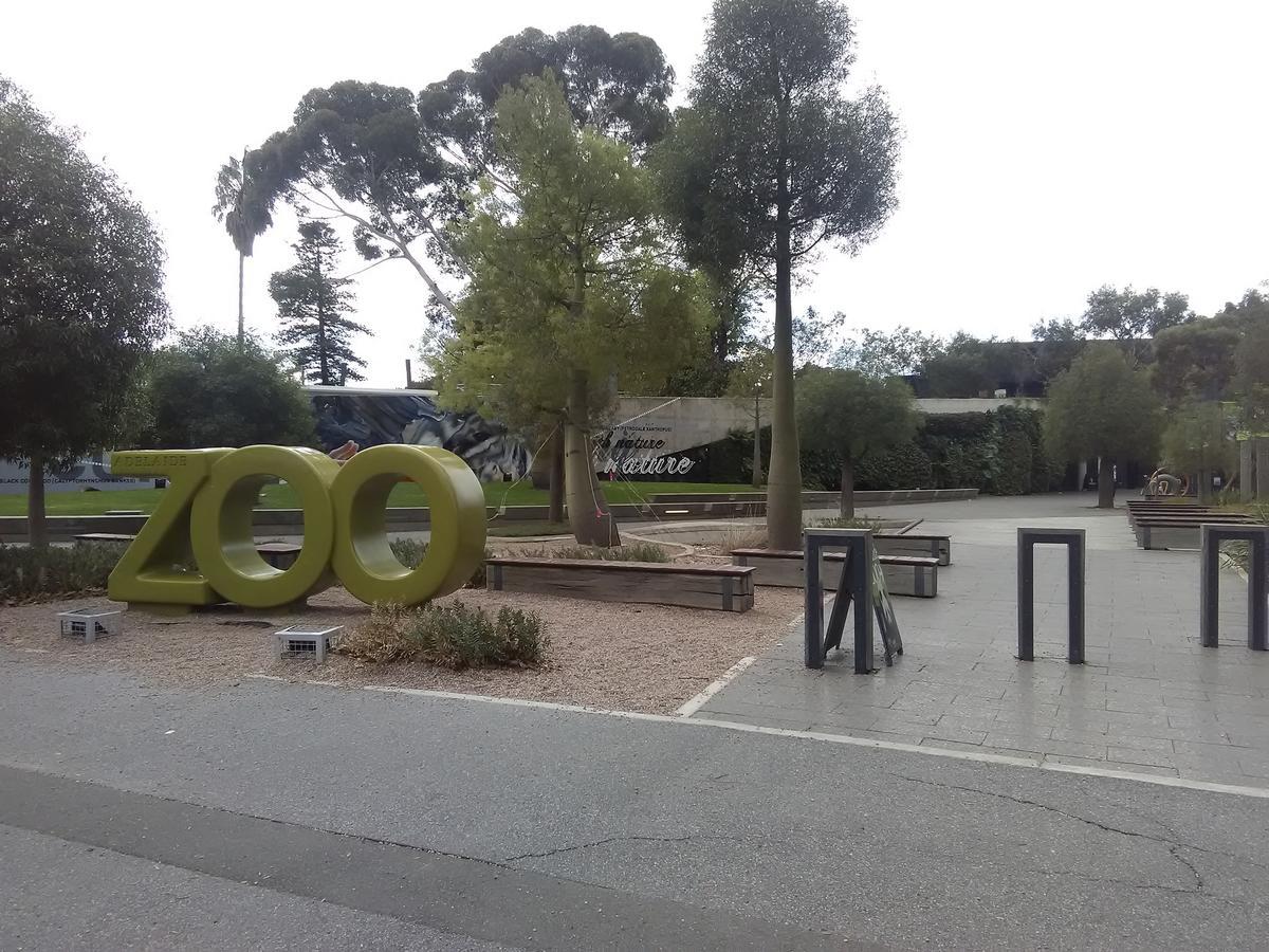 Style Accommodation-close To City-north Adelaide-3 Bdrm- Free Parking *