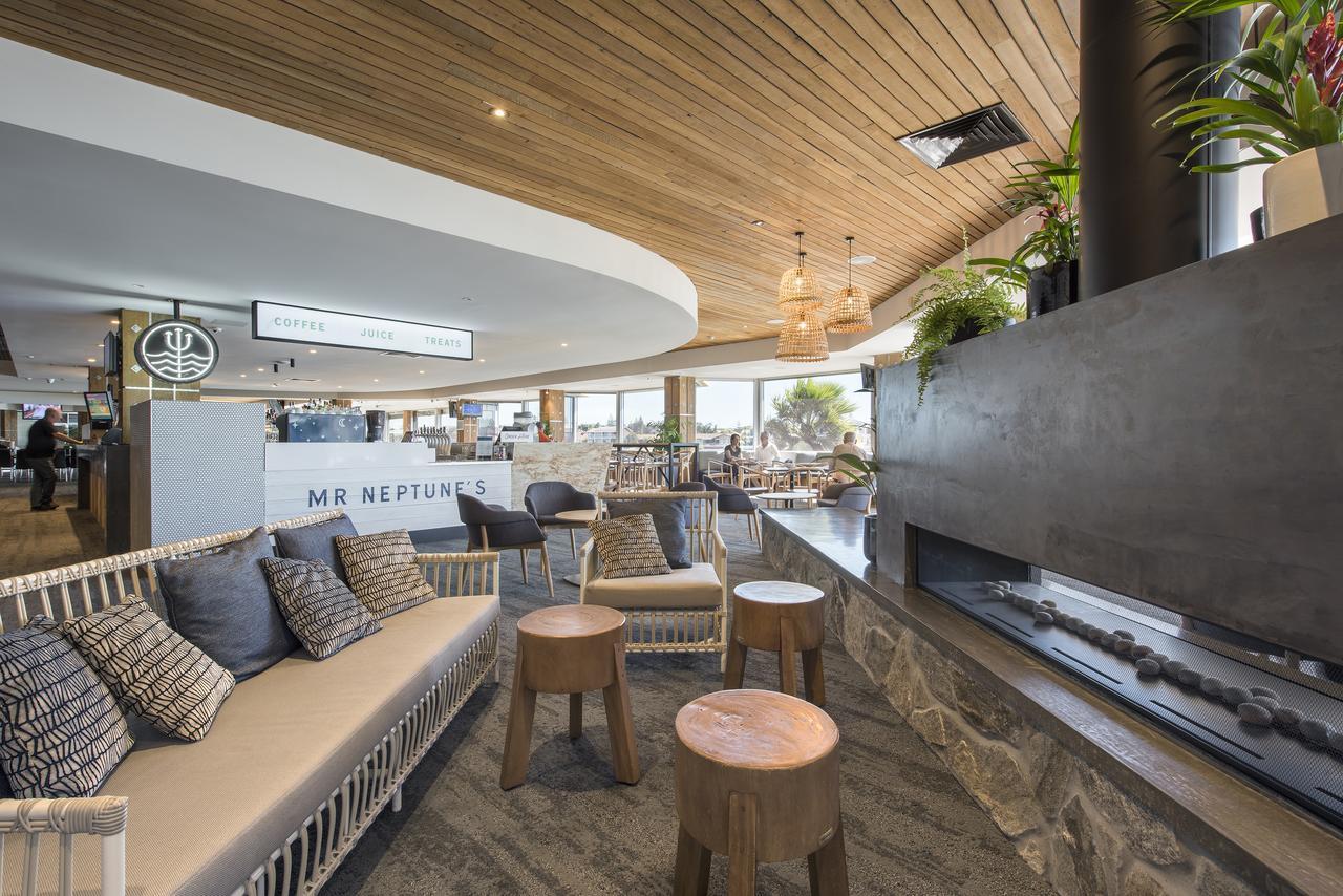 Lakes Hotel Adelaide