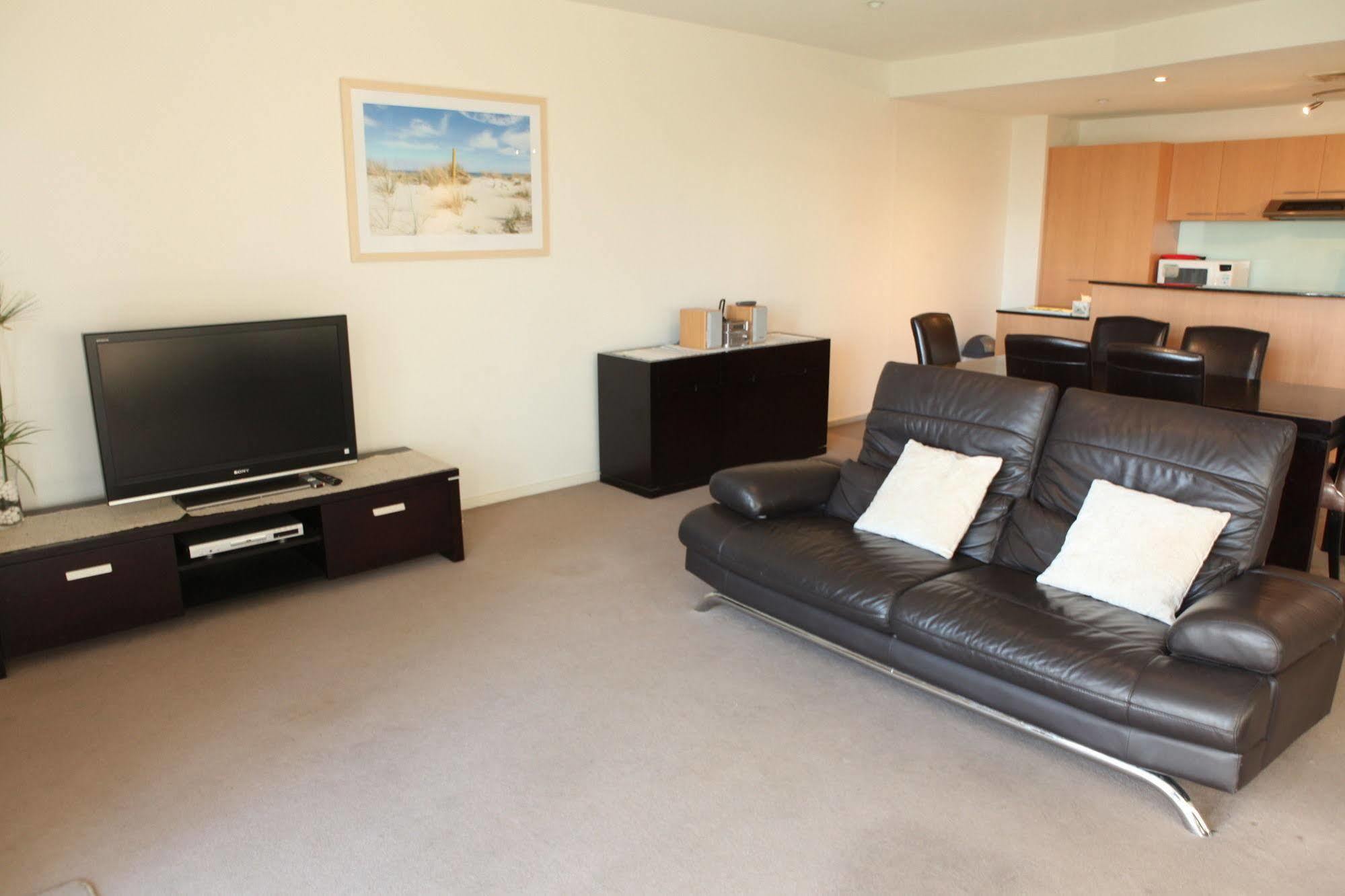 Glenelg Beachside Aparthotel Adelaide