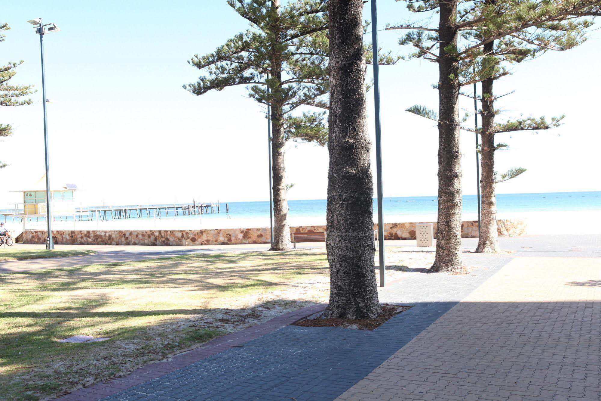 Aparthotel Glenelg Beachside Adelaide