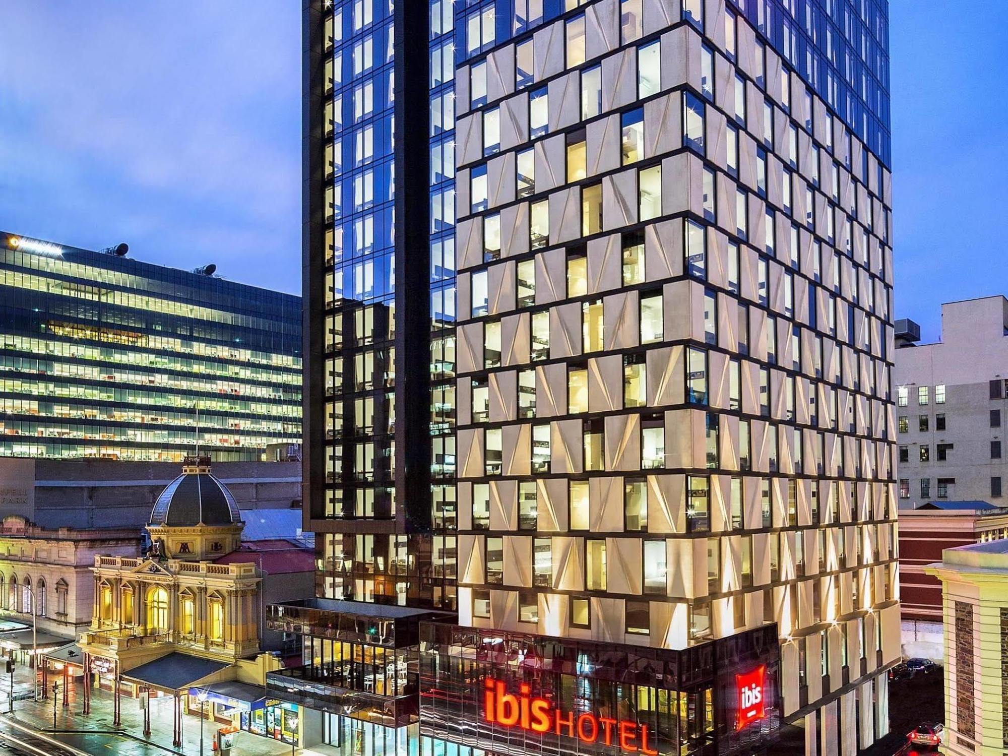 Ibis Hotel 4*