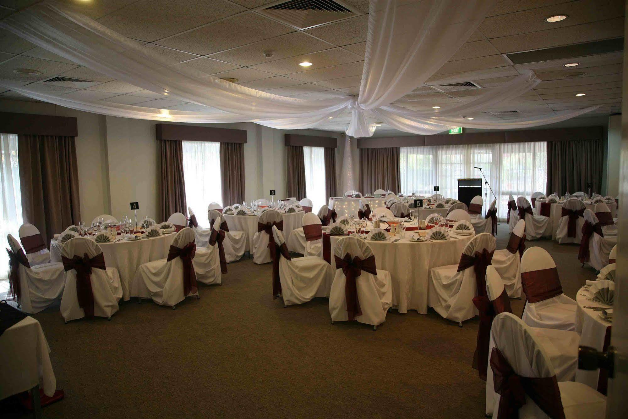 Ibis Styles Manor