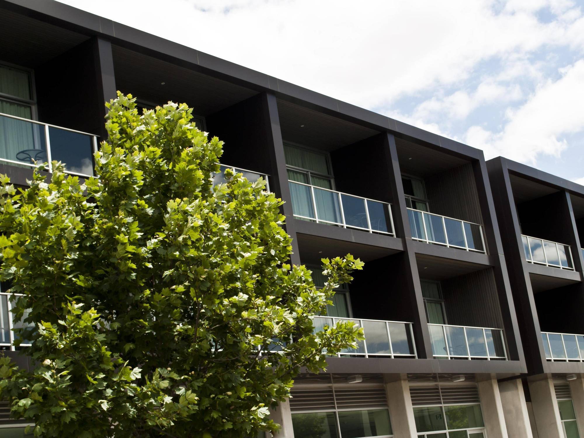 Hotel Mawson Lakes Adelaide