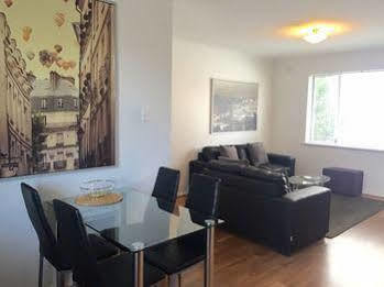 Dress Circle - Childers Street 4* Adelaide