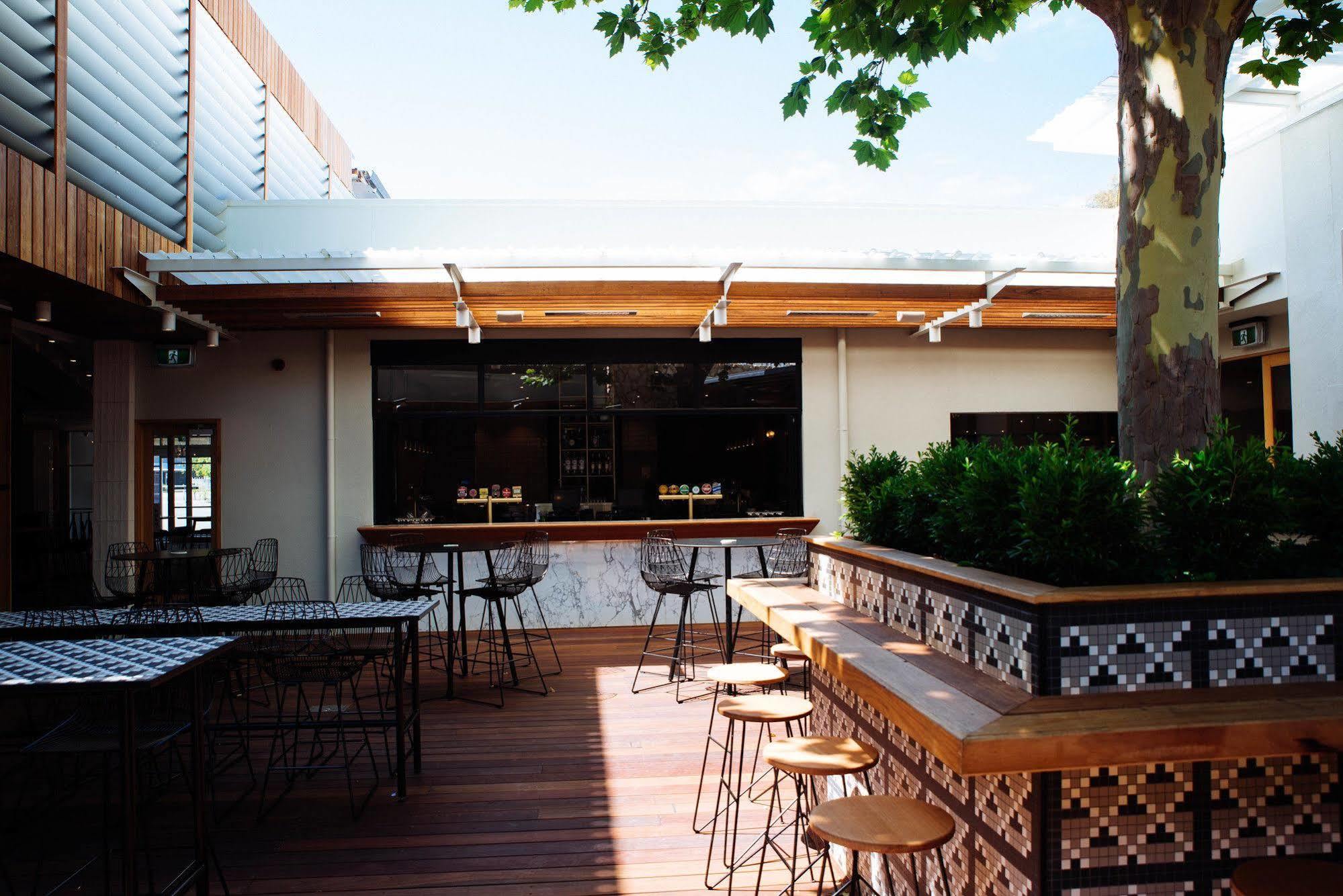 Morphett Arms