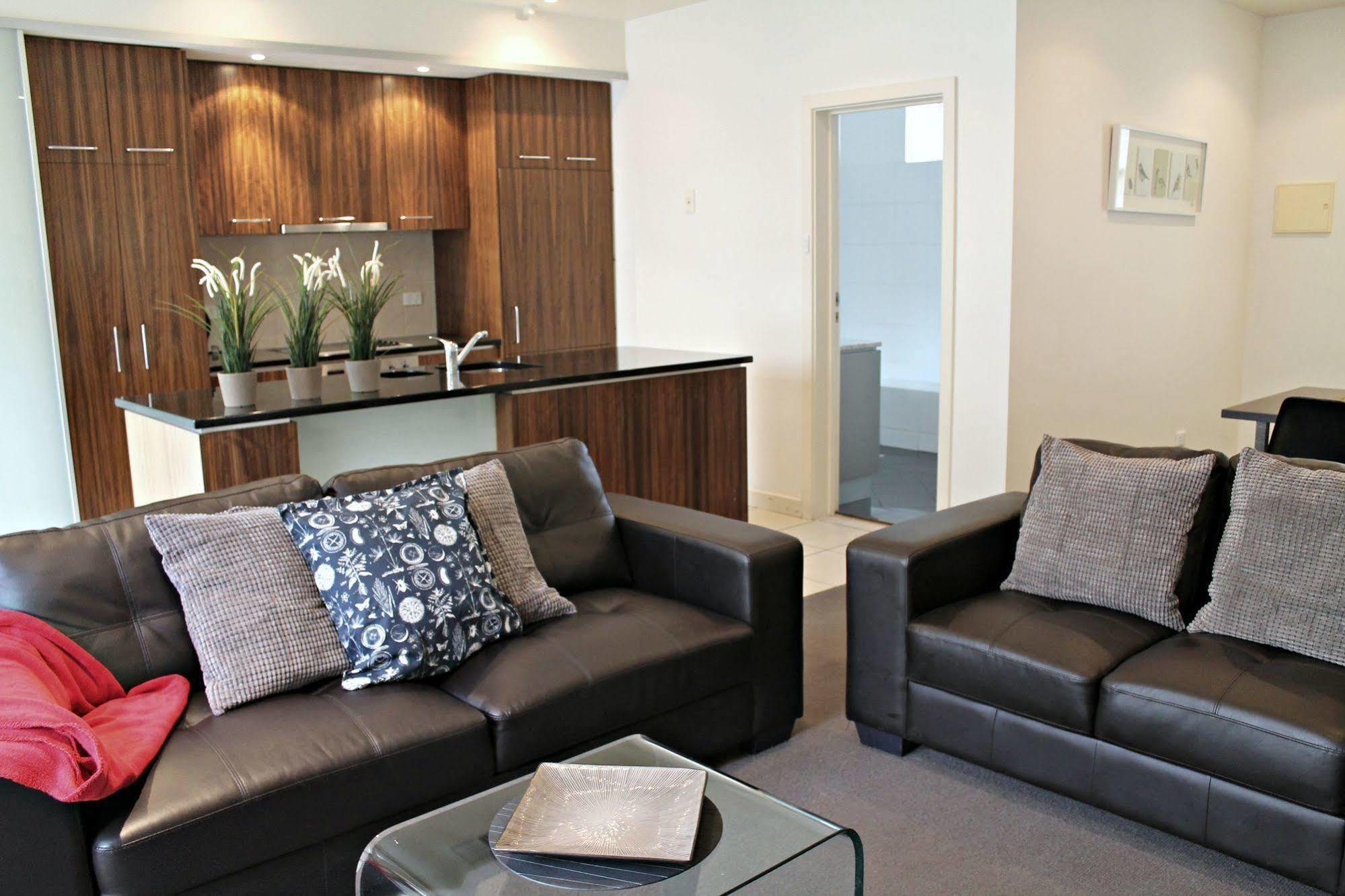 Apartment Dress Circle