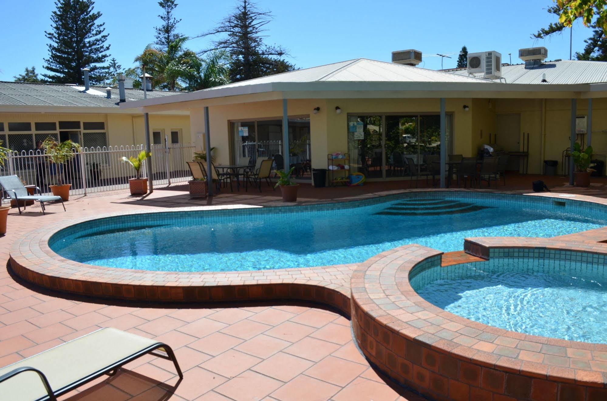 Motel Glenelg 3*