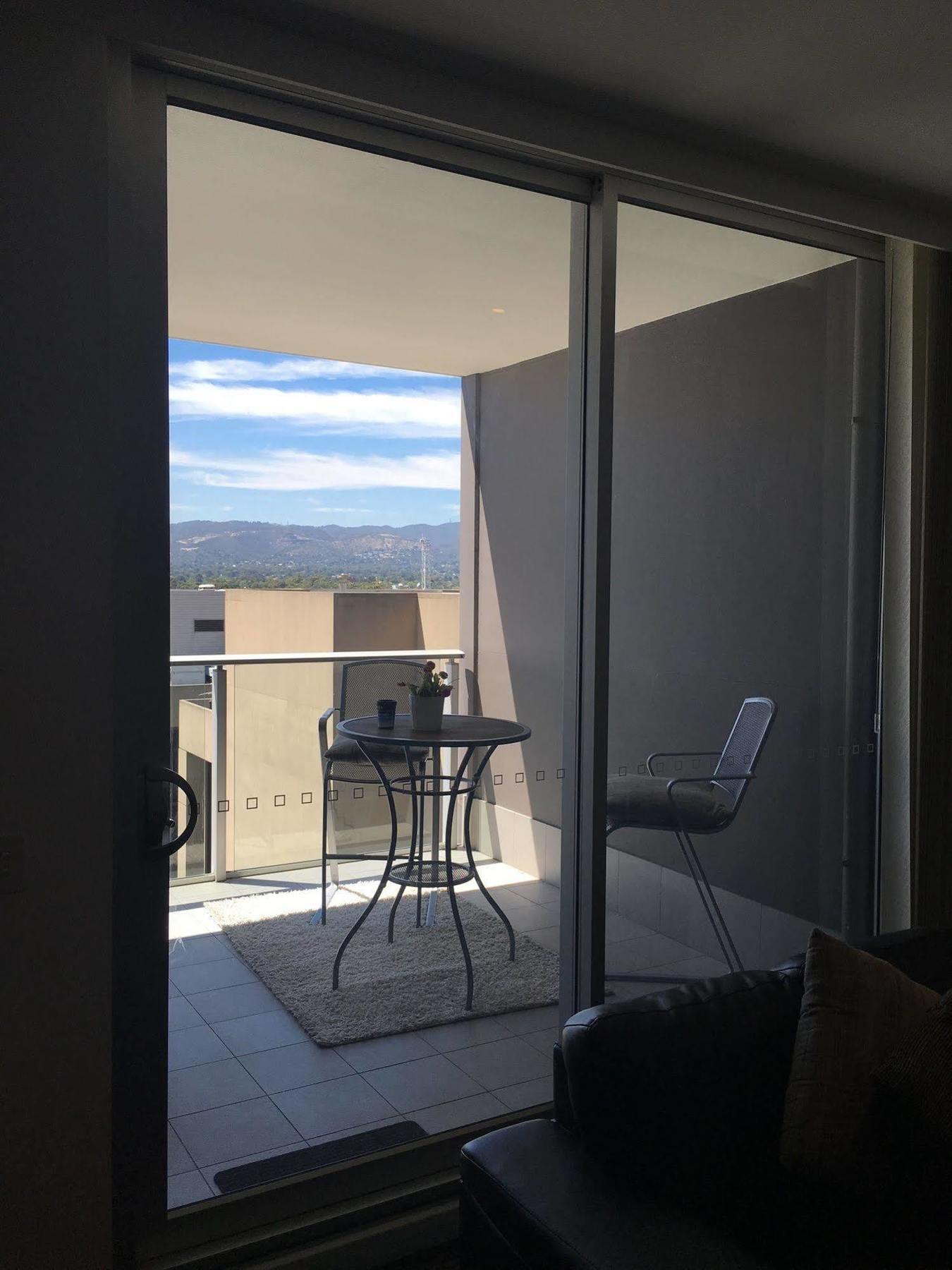 Apartment Luxury In The Sky On Hindmarsh Square *