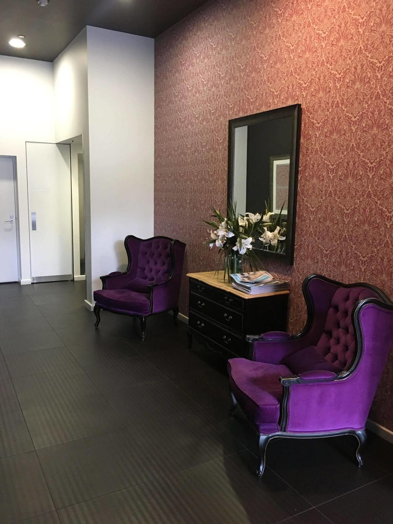Luxury In The Sky On Hindmarsh Square Apartment *