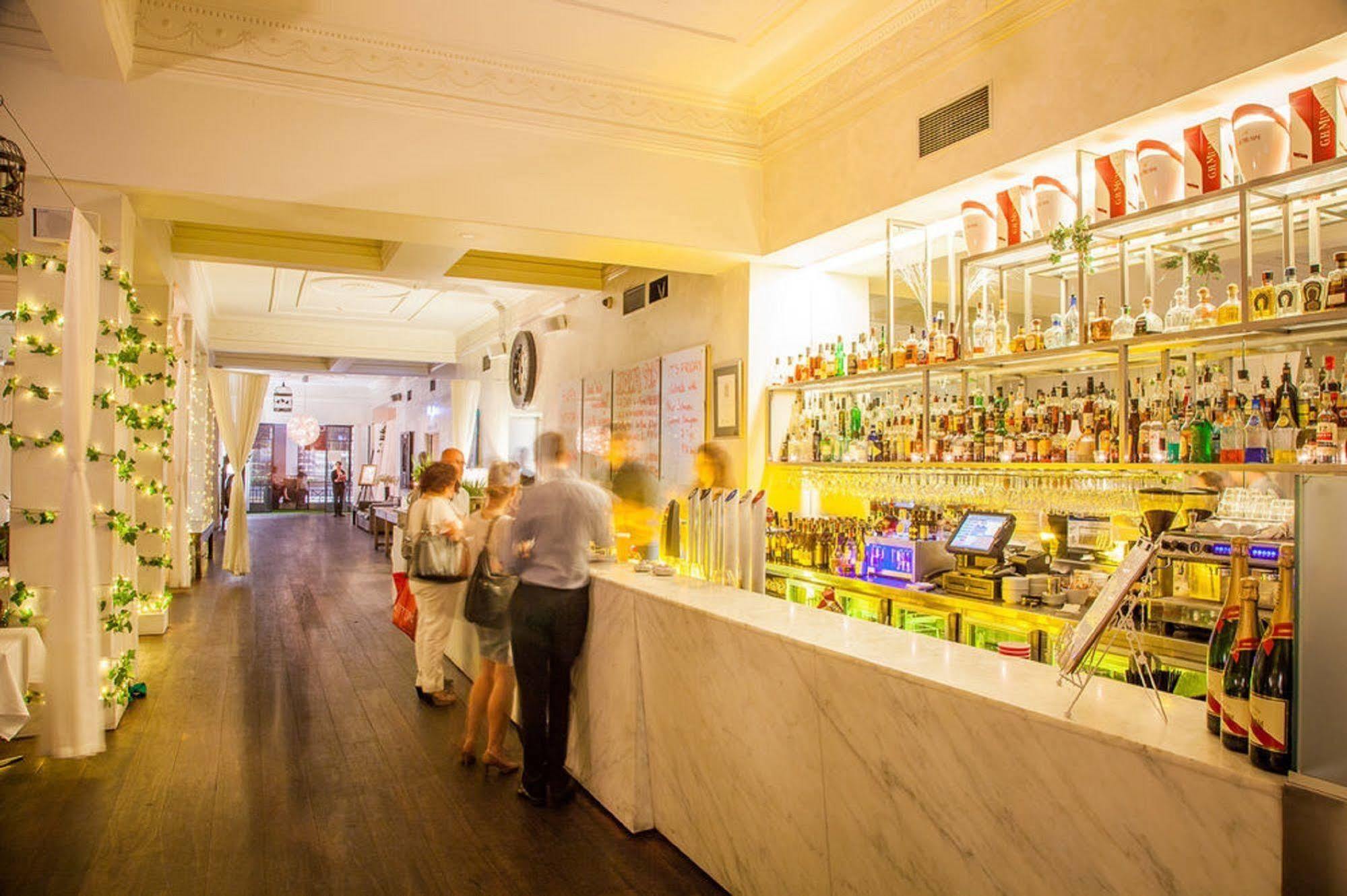 The Richmond - Adelaide
