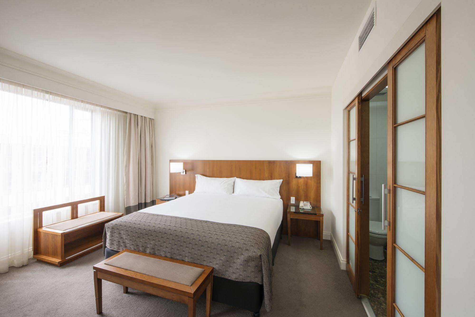 Majestic Roof Garden 4* Adelaide