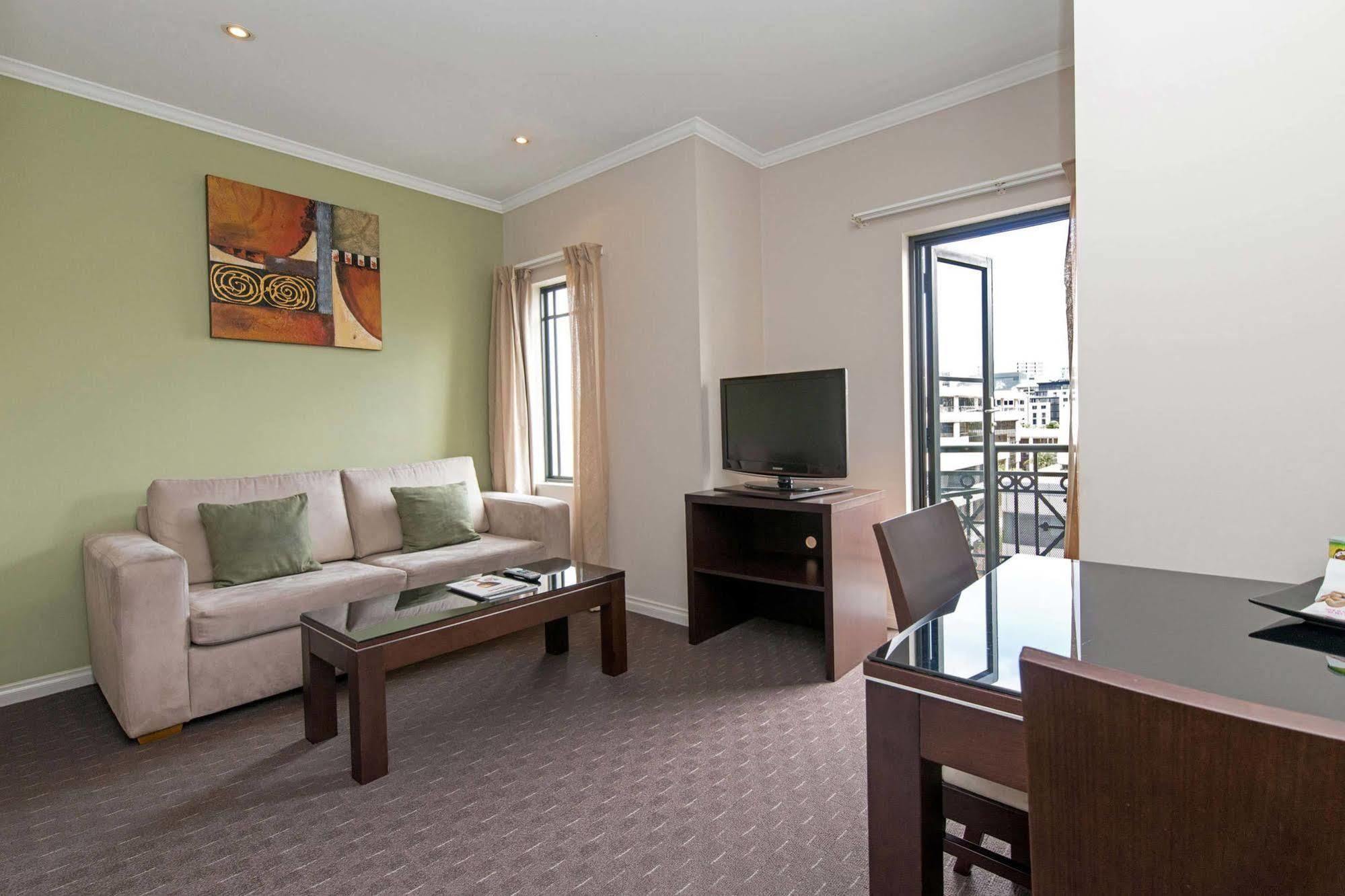 Frome Aparthotel Adelaide