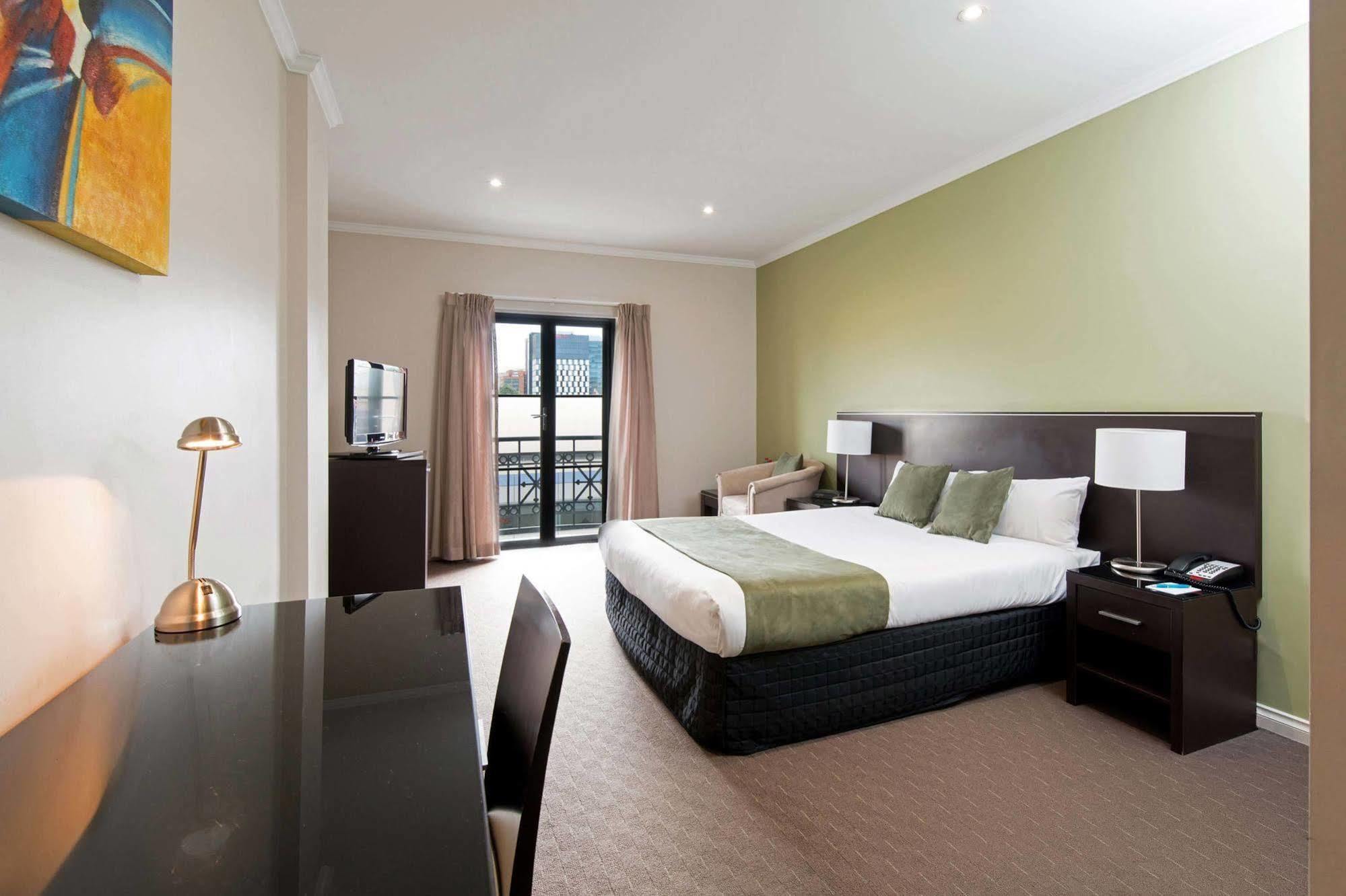 Frome 4*