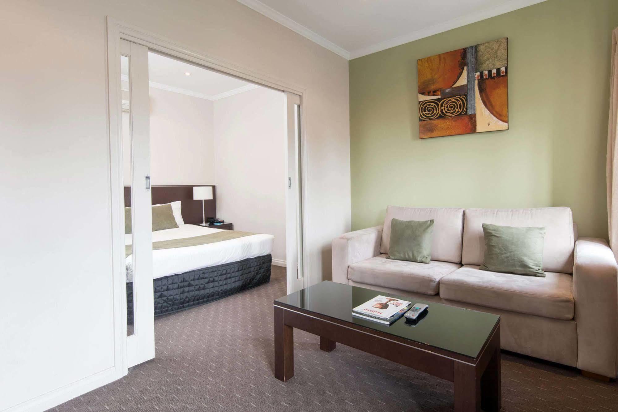 Frome Aparthotel Adelaide